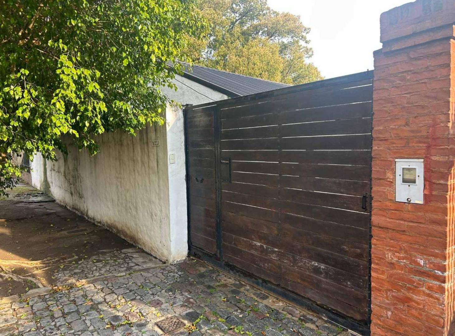 Foto de Casa con taller en 492 m² Zona RM3,apto desarrollo, imagen 1