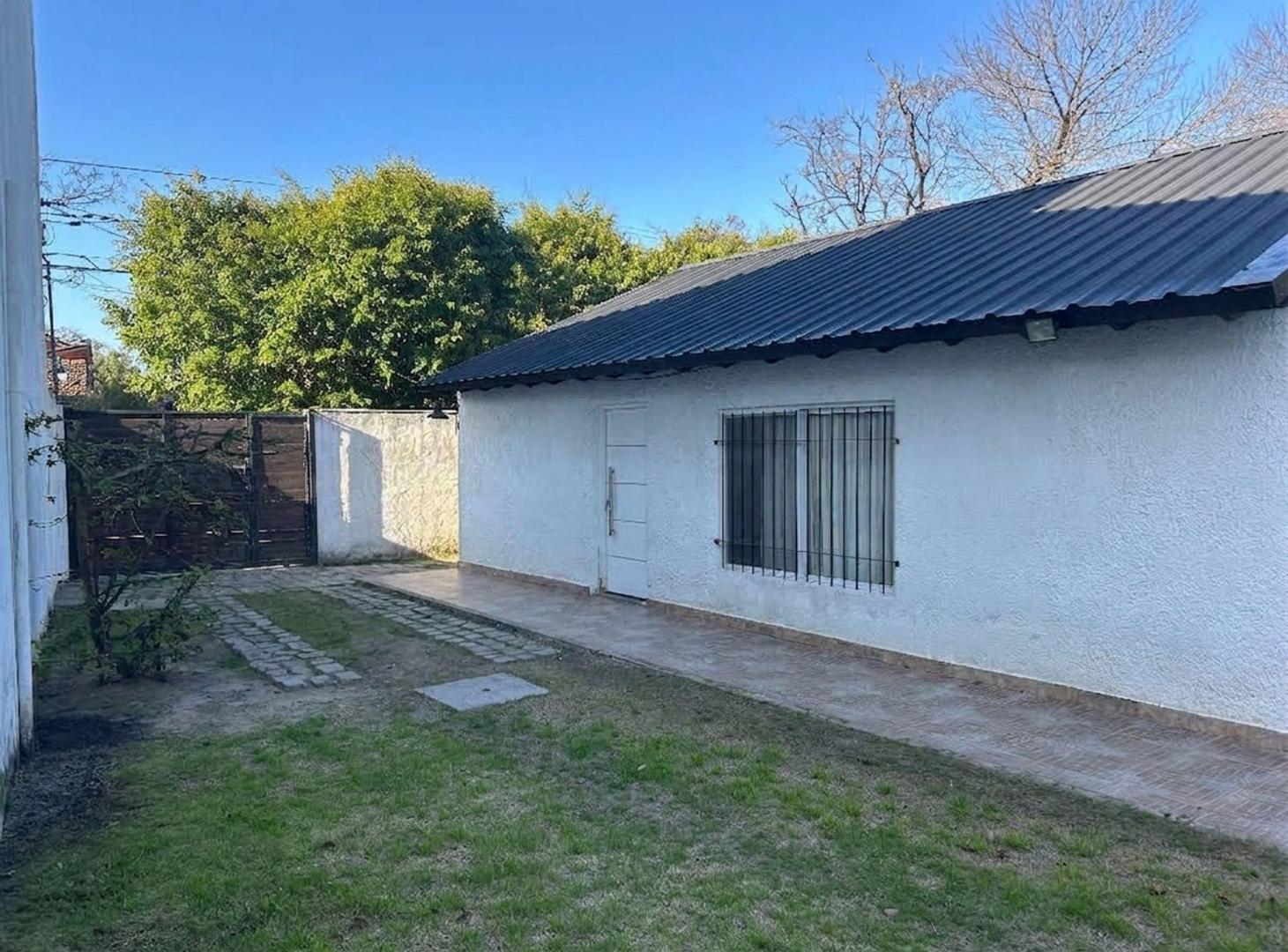 Foto de Casa con taller en 492 m² Zona RM3,apto desarrollo, imagen 2