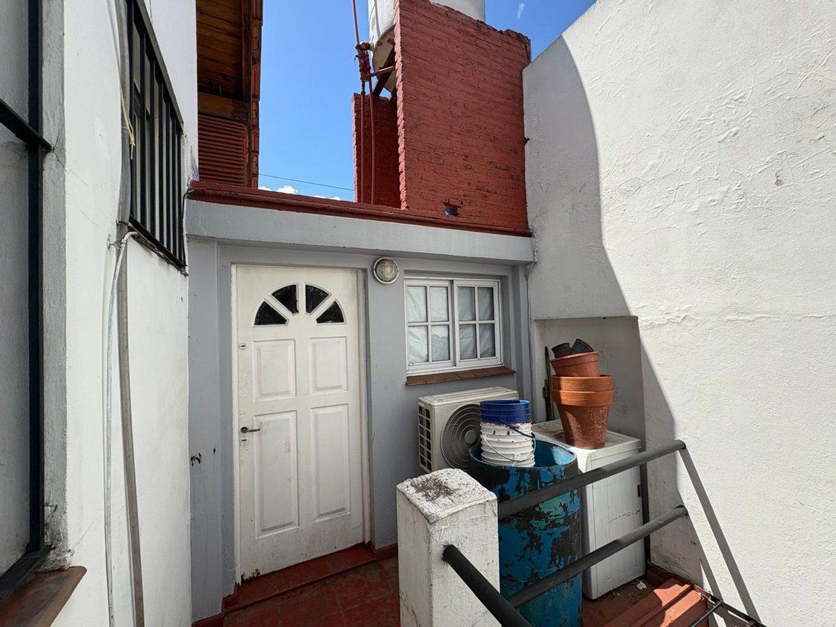 Foto de VENTA PH/DUPLEX 3 AMB. COCH-QUINCHO-TERRA- MUNRO, imagen 2