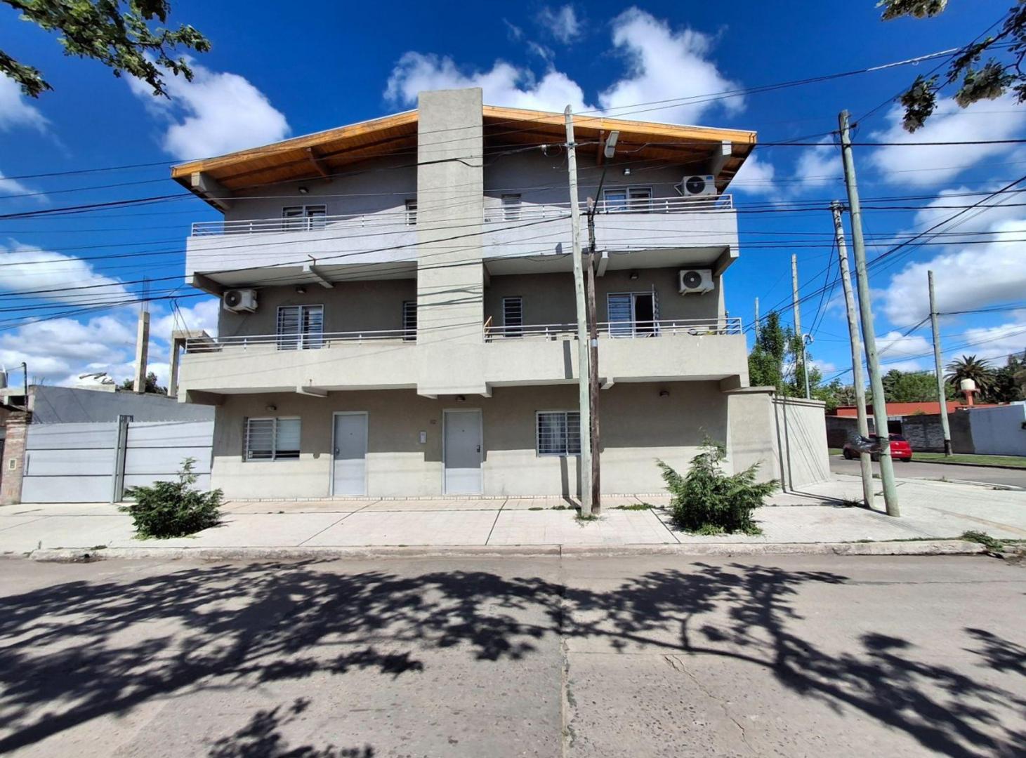 Foto de VENTA DEPARTAMENTO 3 AMBIENTES PILAR BALCON, imagen 1