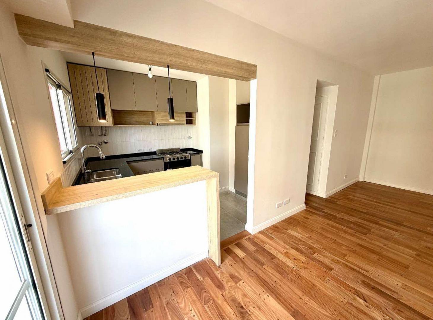 Foto de Venta Departamento Martinez 3 ambientes BALCON, imagen 2