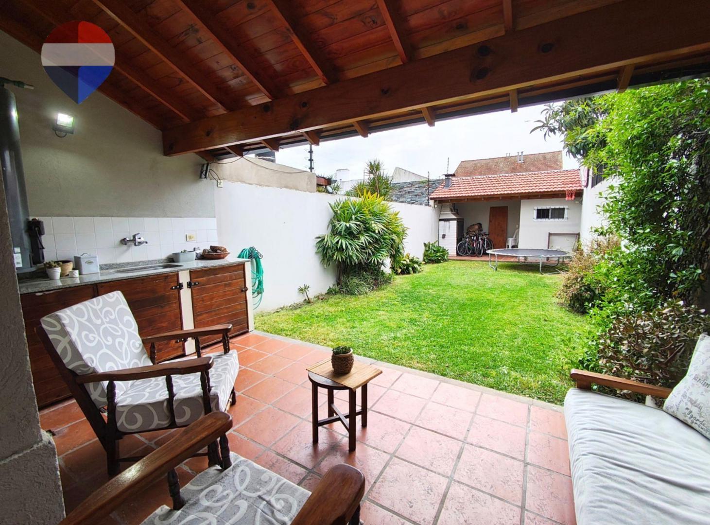 Foto de Ventan casa duplex 5 amb parque garage 4 autos, imagen 1