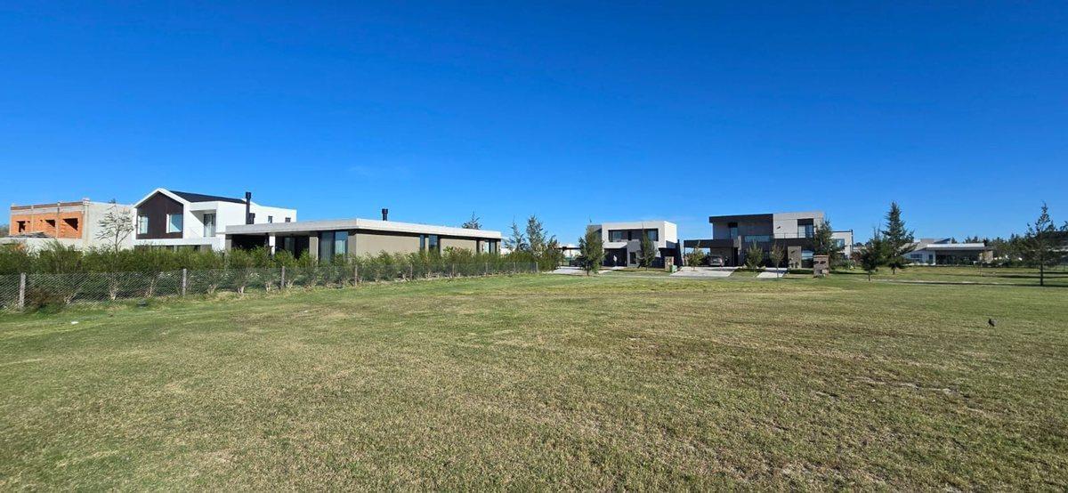 Foto de LOTE EN VENTA EN BARRIO EL NAUDIR OPORTUNIDAD!!!, imagen 3
