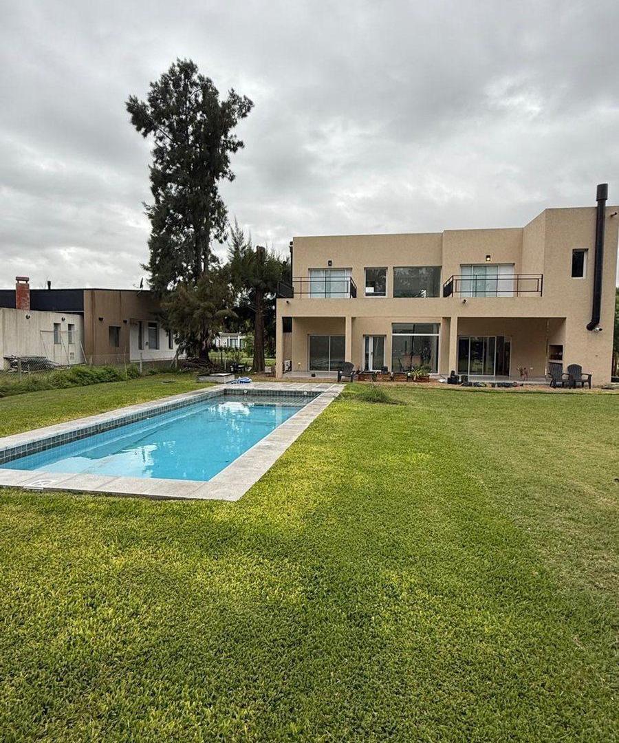 Foto de venta Casa 5 ambientes con pileta Haras del Sol, imagen 1