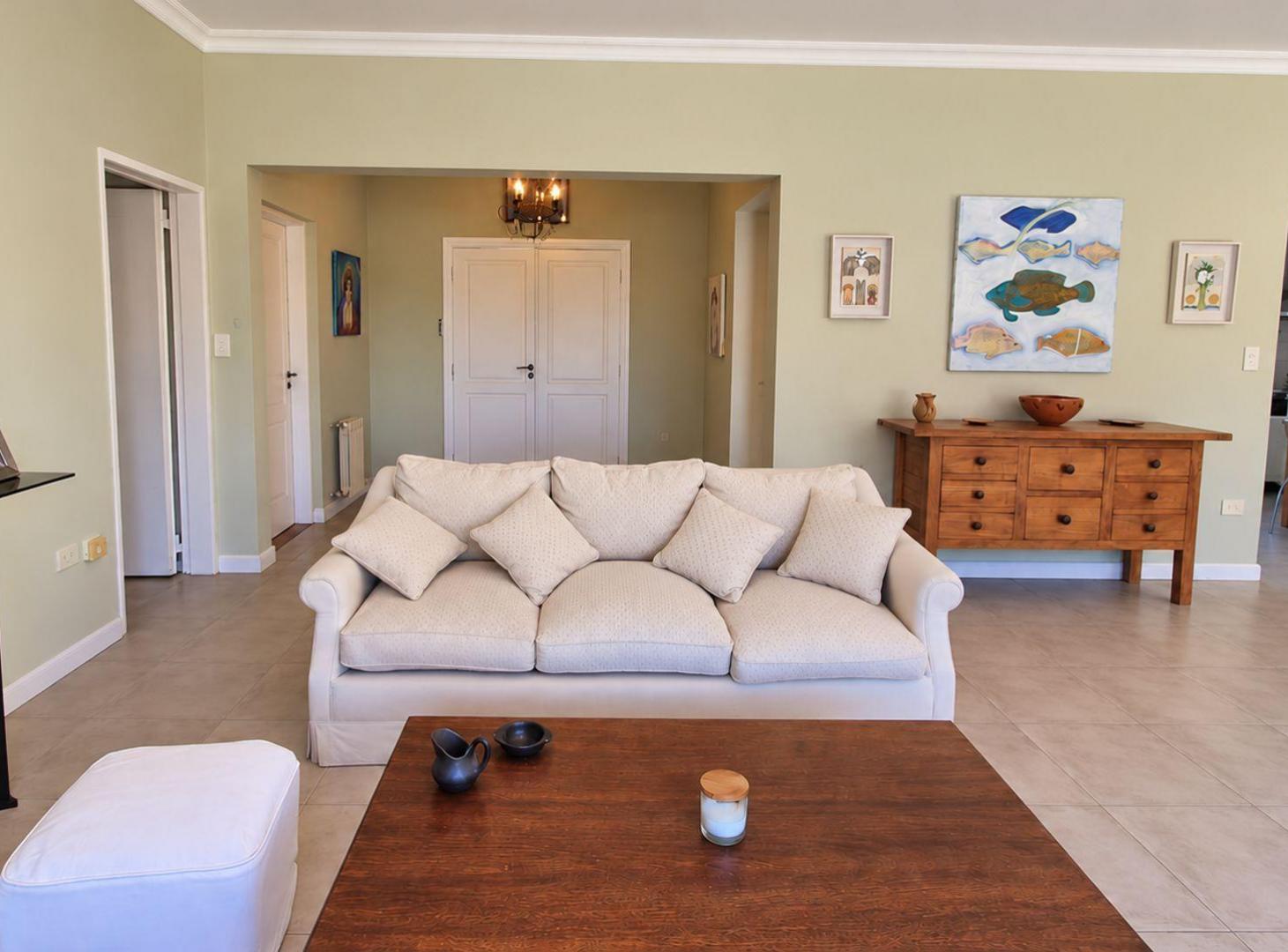 Foto de Venta casa 5 amb lav cochera Barrio Cerrado Luján, imagen 4