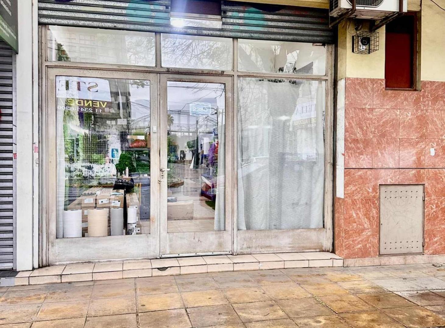Foto de LOCAL EN VENTA SOBRE AV. DE MAYO- RAMOS MEJIA, imagen 1