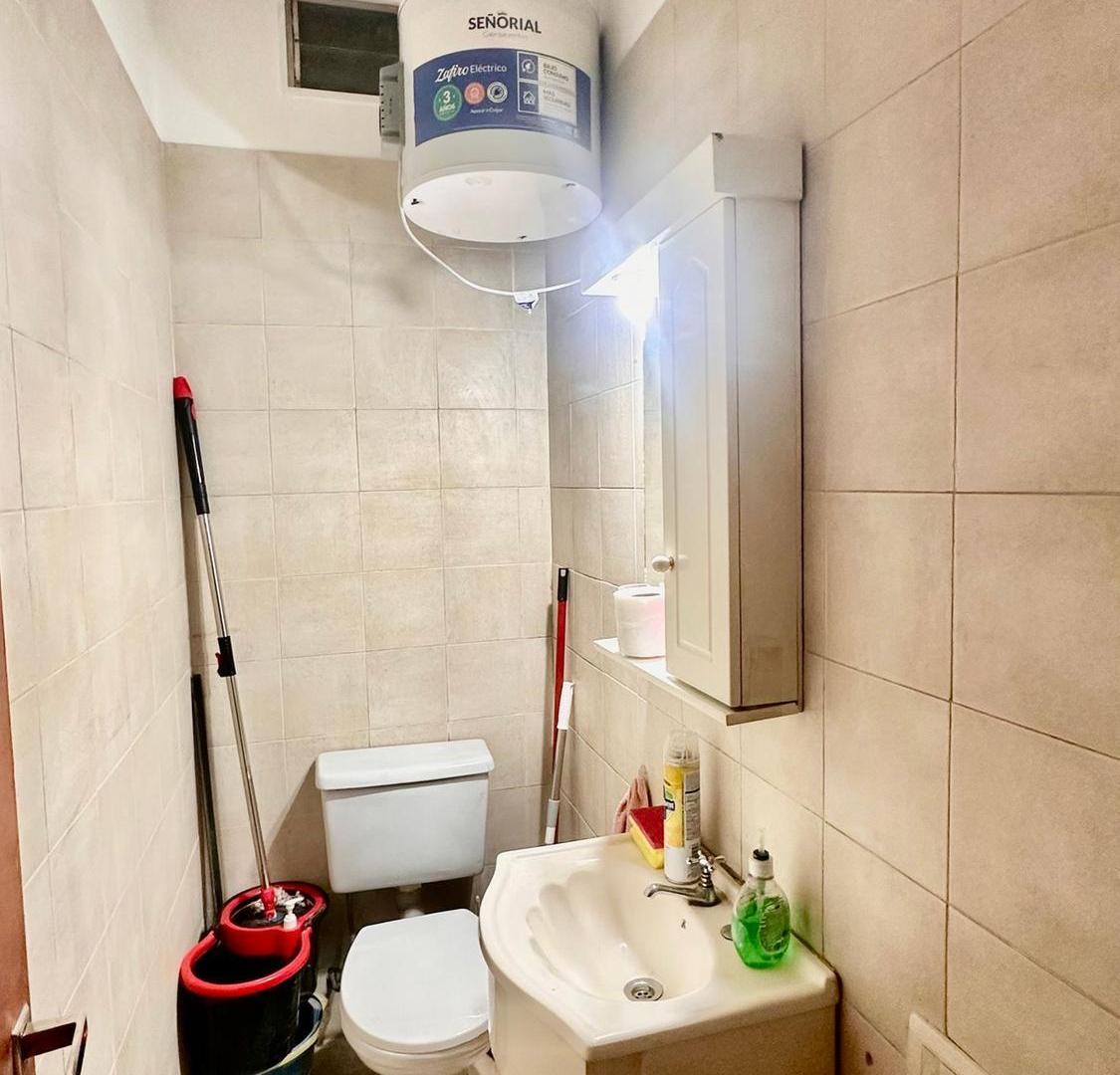 Foto de LOCAL EN VENTA SOBRE AV. DE MAYO- RAMOS MEJIA, imagen 4