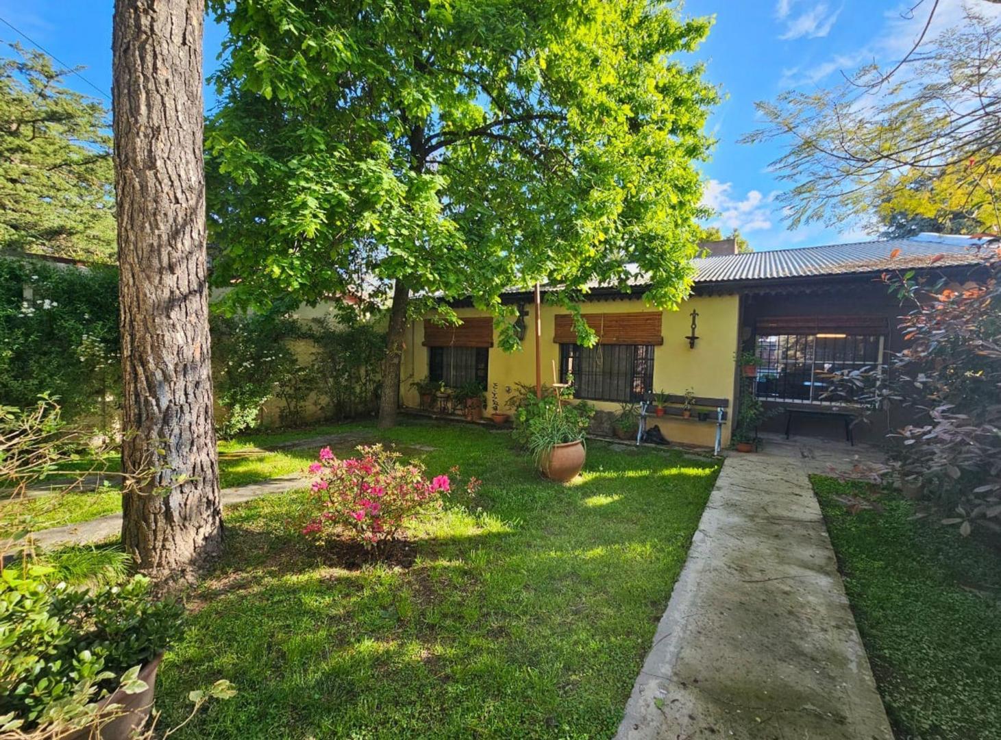 Foto de VENTA Casa 3 amb con jardín y parrilla La Alborada, imagen 2