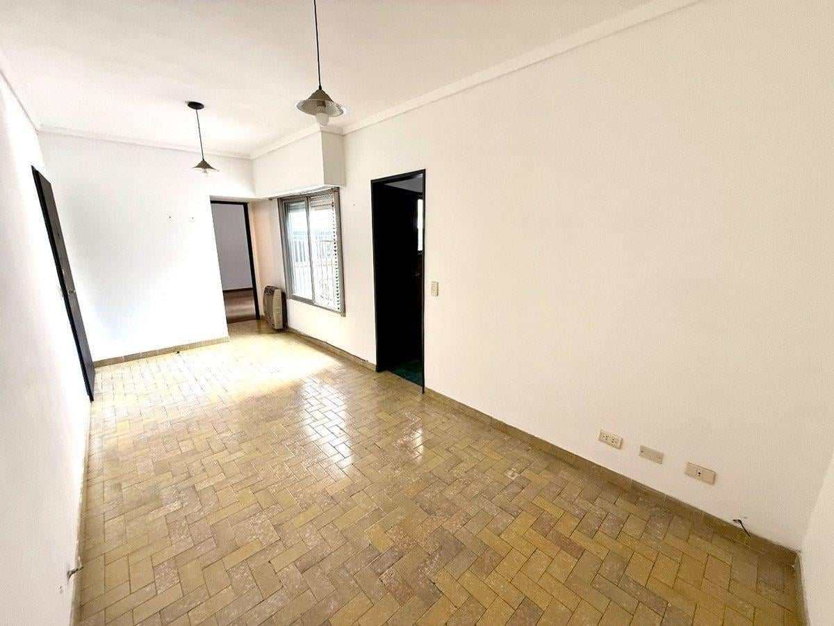 Foto de Departamento 2 ambientes COCHERA Quilmes VENTA, imagen 3