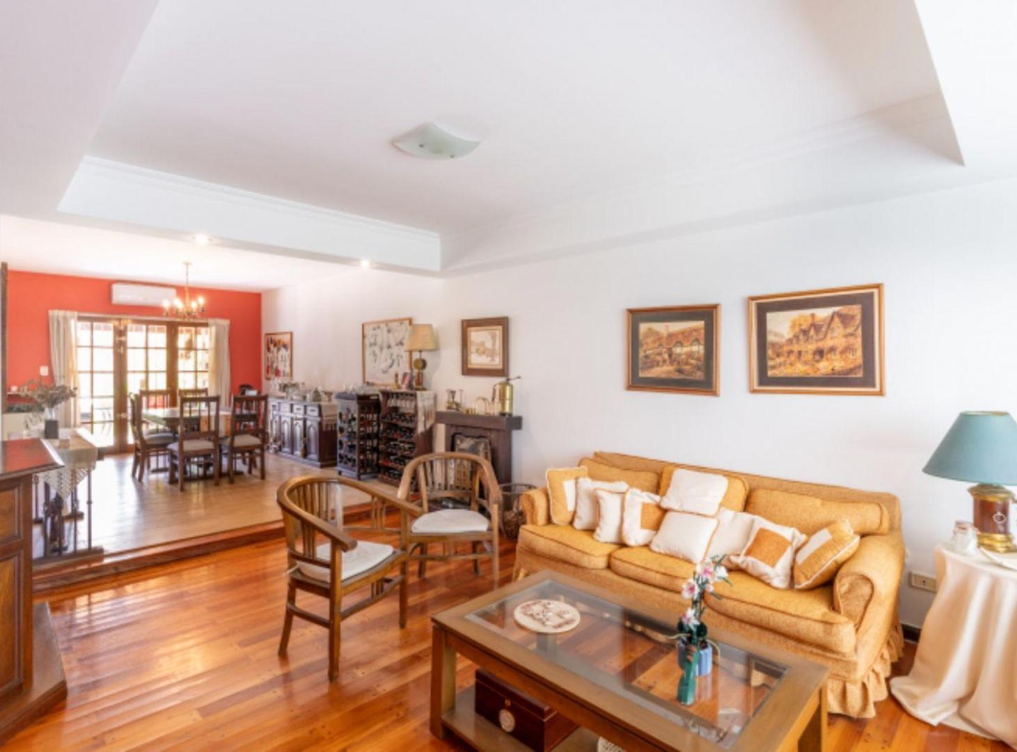 Foto de Casa 6 amb c/jardin y pileta en venta Olivos Golf, imagen 4