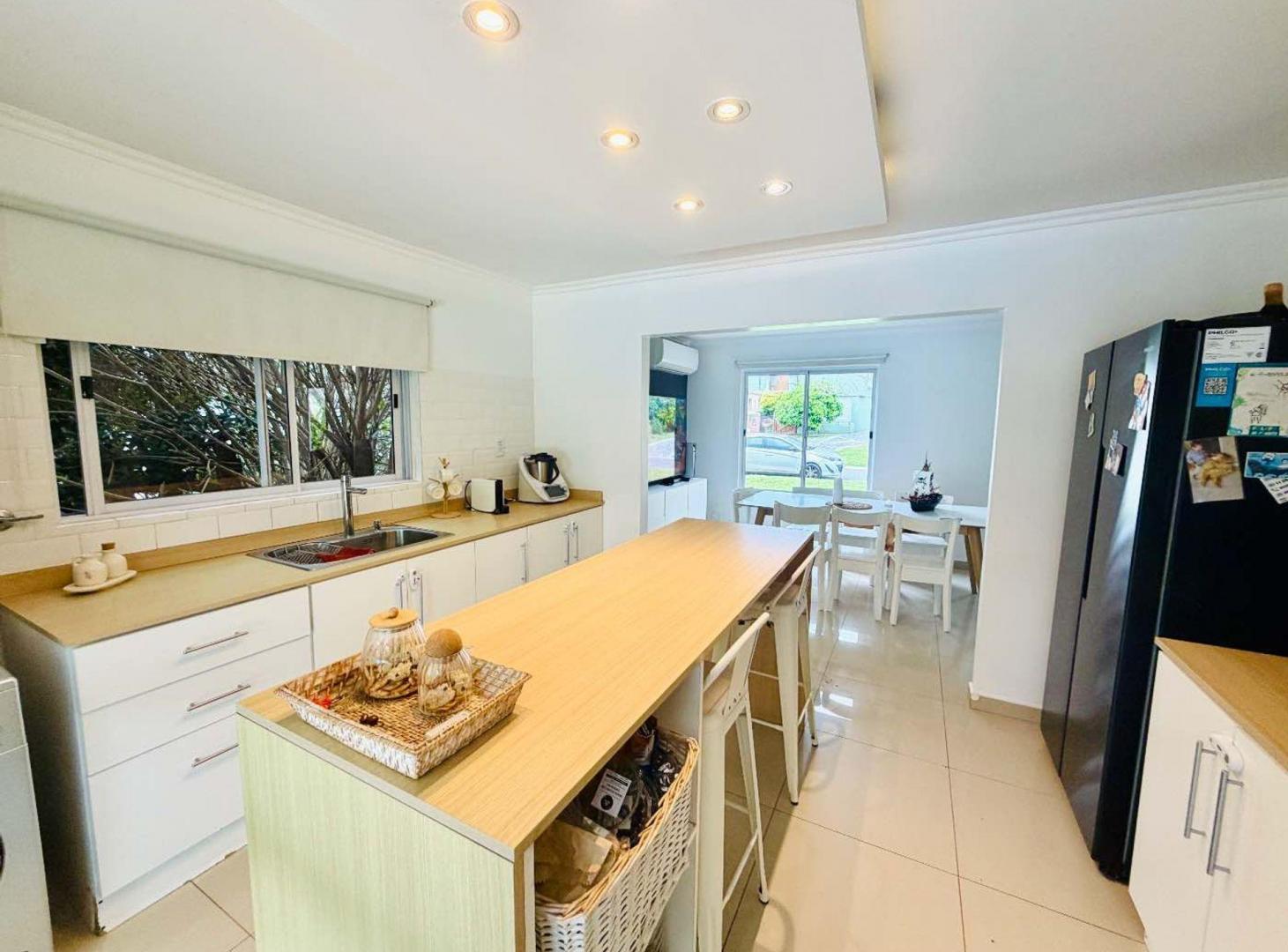 Foto de Casa venta Pilar del Este Pileta Santa Guadalupe, imagen 3