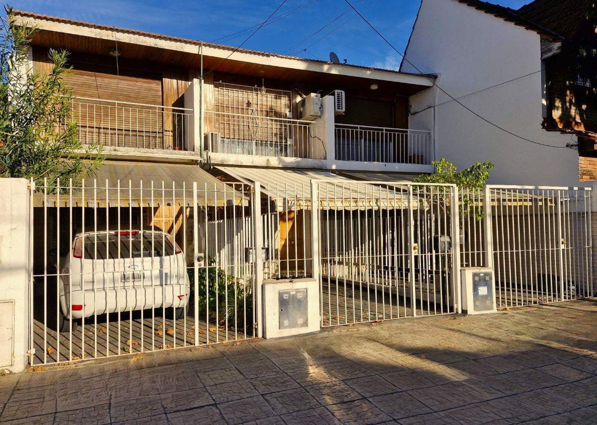 Foto de DUPLEX EN VENTA OLIVOS 3 AMB CON COCH PATIO PARRI, imagen 2