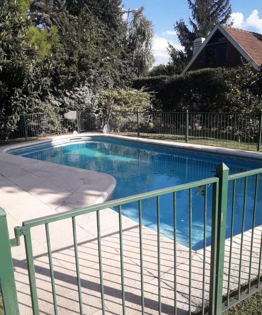 Foto de VENTA CASA SOBRE DOS LOTES EN COUNTRY LAS LAJAS, imagen 5