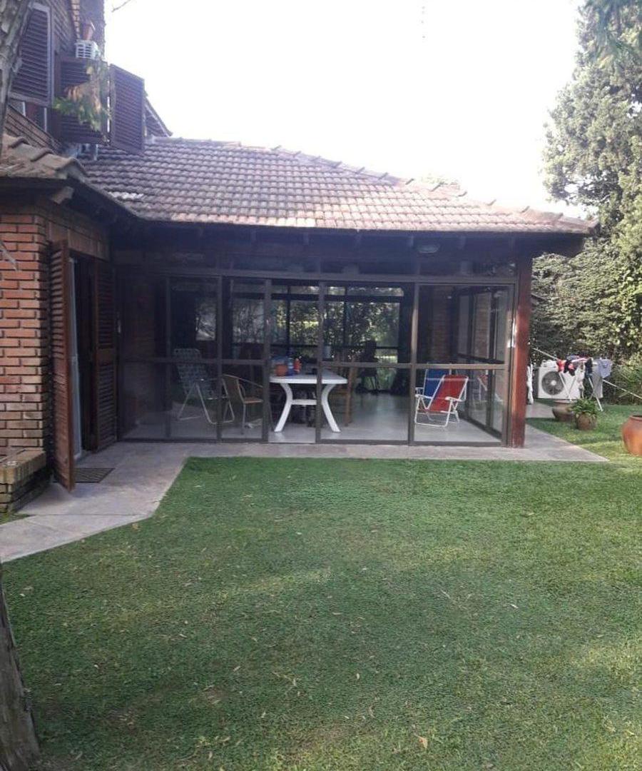 Foto de VENTA CASA SOBRE DOS LOTES EN COUNTRY LAS LAJAS, imagen 4