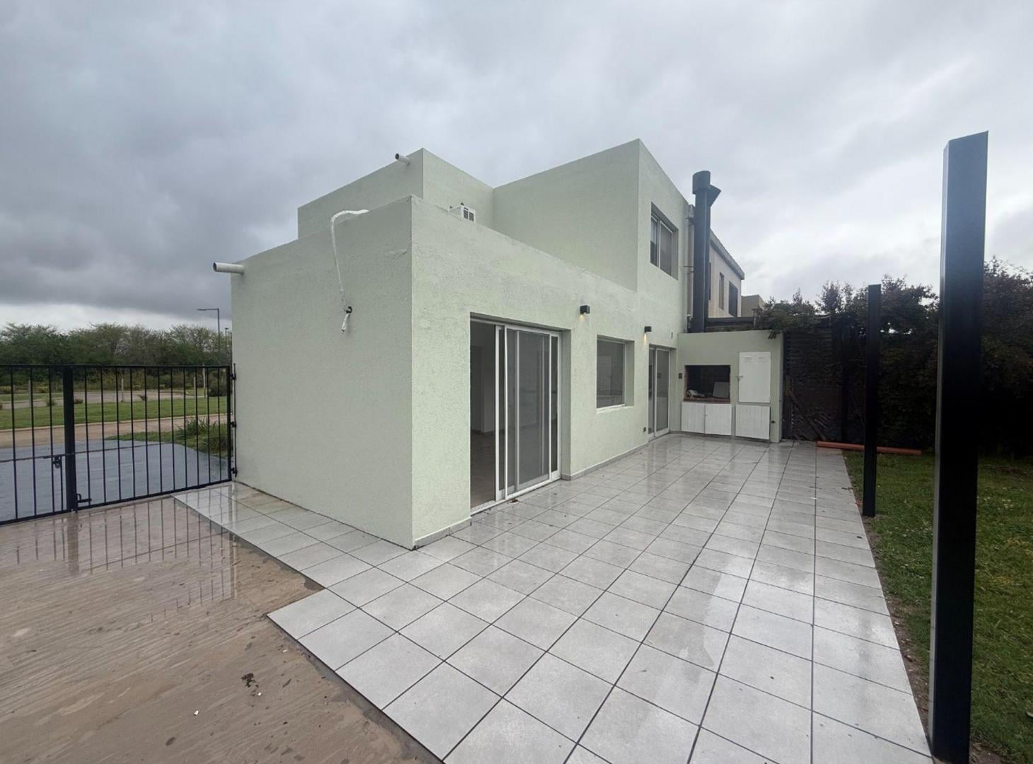 Foto de ALQUILER CASA EN "CASAS DE SANTA ANA", imagen 2