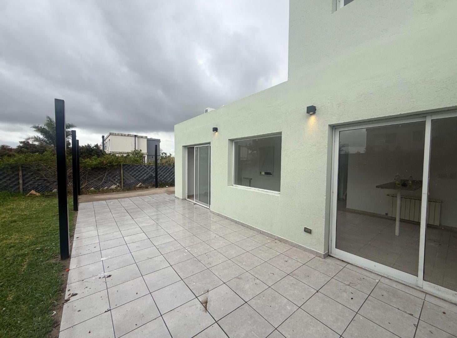 Foto de ALQUILER CASA EN "CASAS DE SANTA ANA", imagen 1