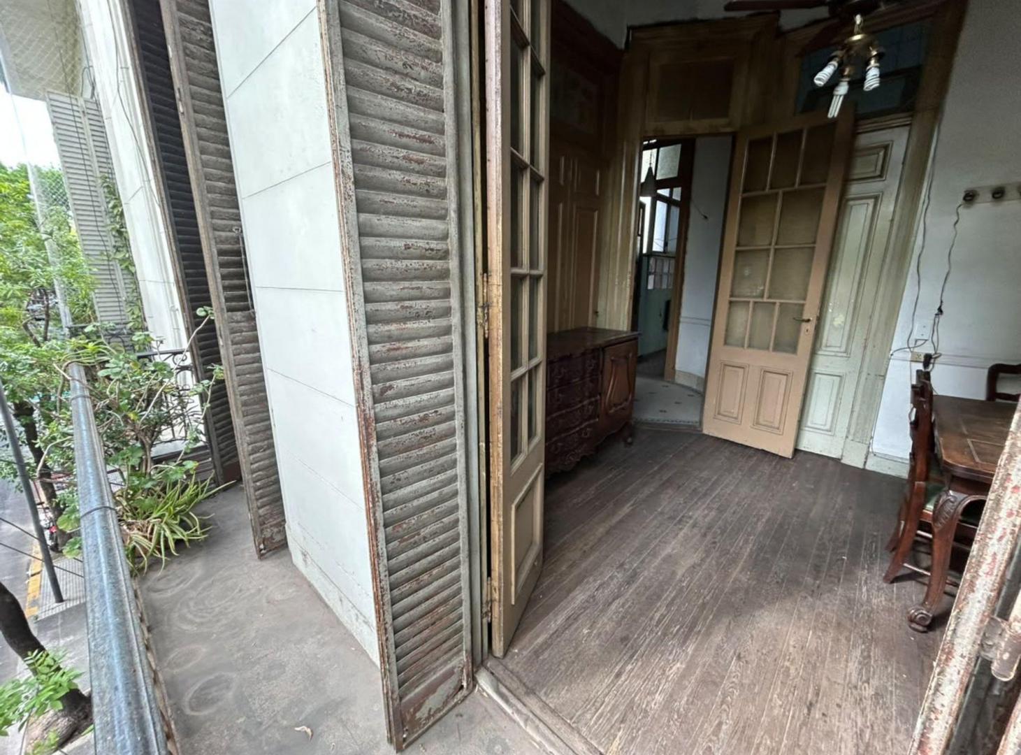 Foto de VENTA DEPTO 3 AMBIENTES CON BALCON MONSERRAT, imagen 4