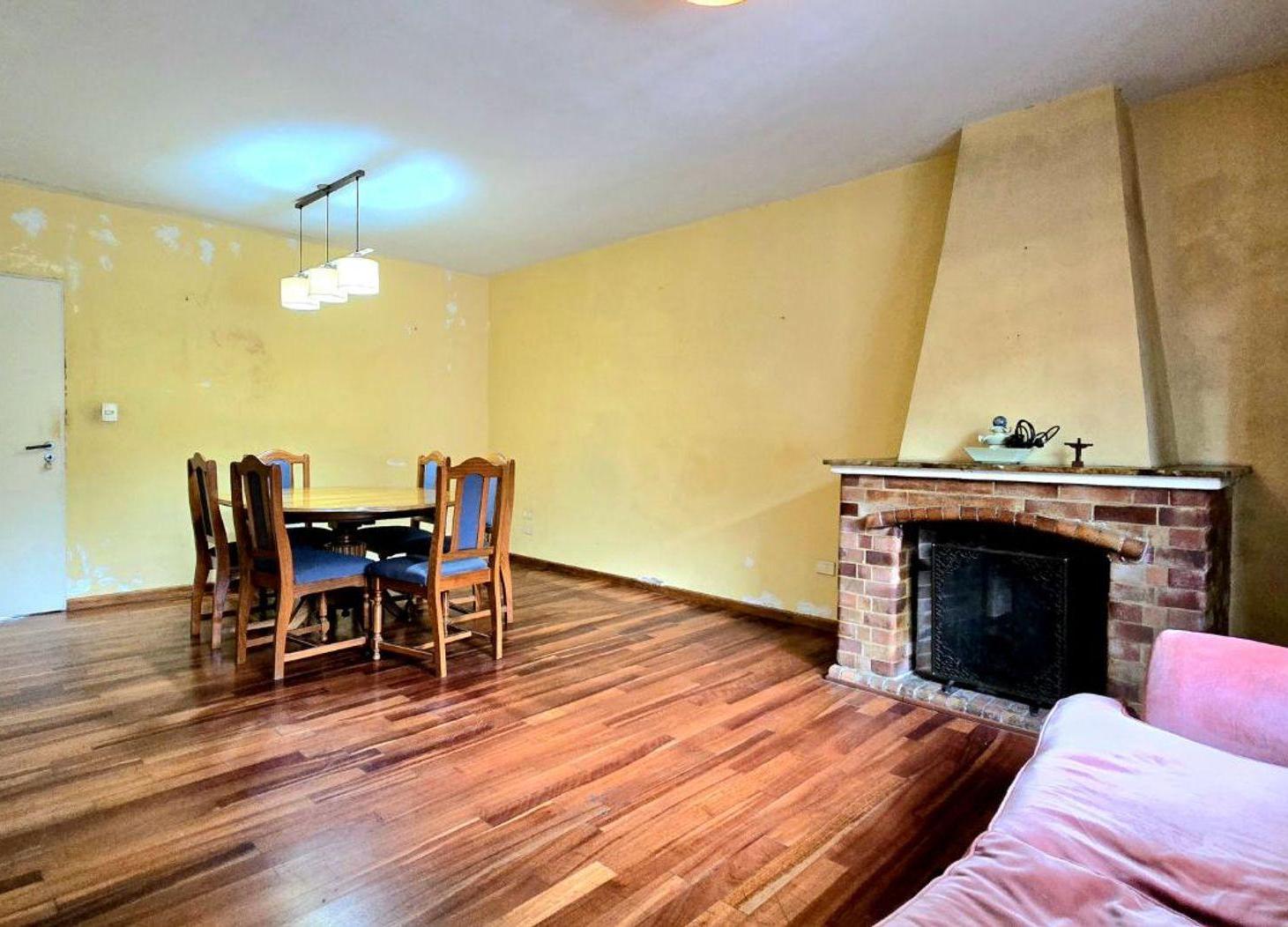 Foto de Venta casa 5 ambientes en Olivos con patio, imagen 2