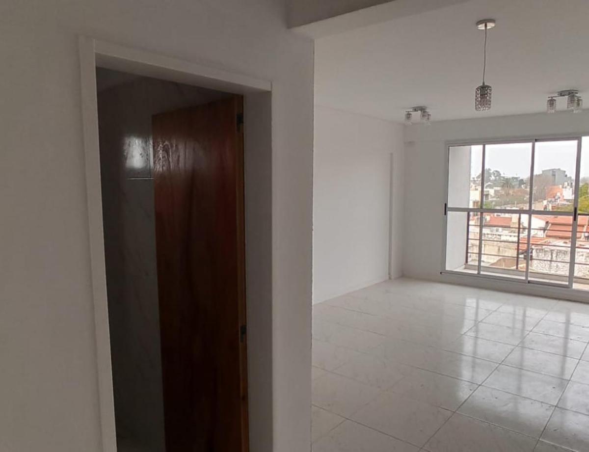 Monoambiente con balcon aterrazado a estrenar Lanus Este