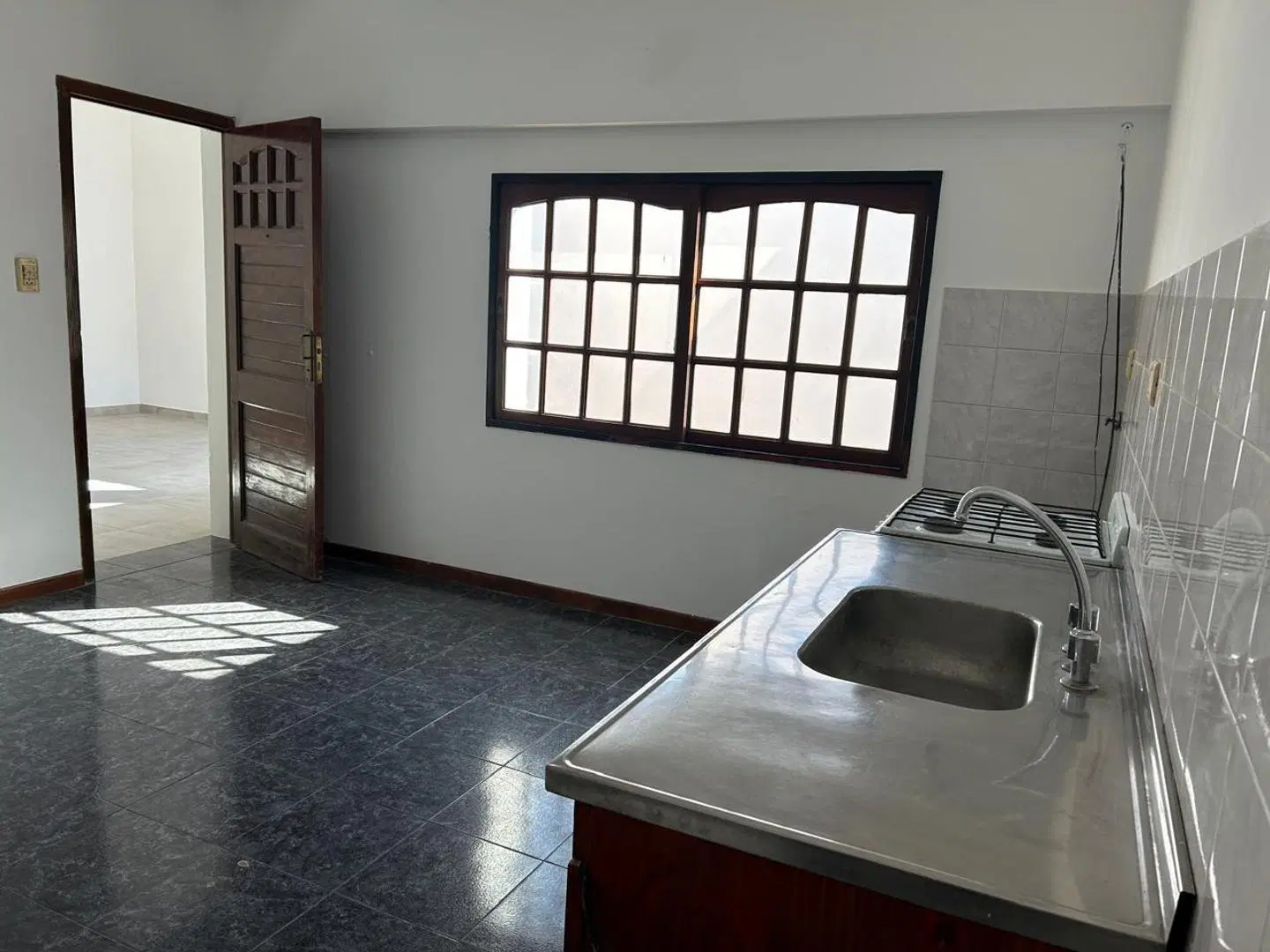 Departamento tipo casa PH 2 ambientes con patio amplio 5