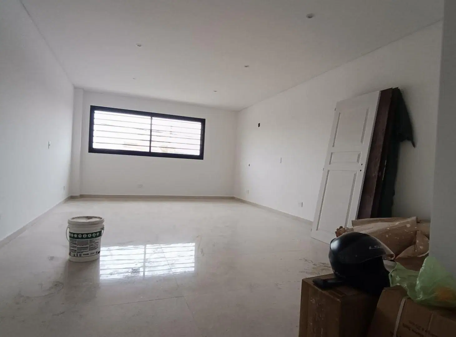 Oficinas, apto profesional, comercial, showroom 3