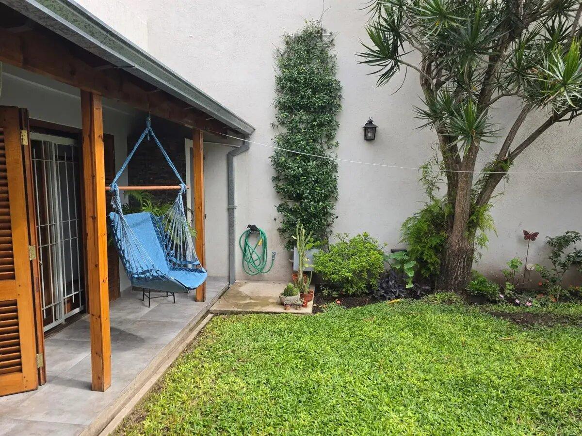 Foto de Casa 4 Amb Centro De Banfield Con Quincho, Garage Y Parque, imagen 1