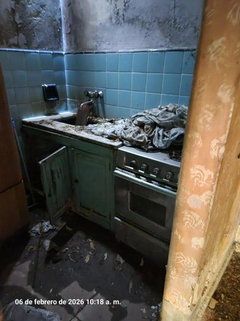 Foto de Casa 3 Ambientes A Refaccionar, imagen 3