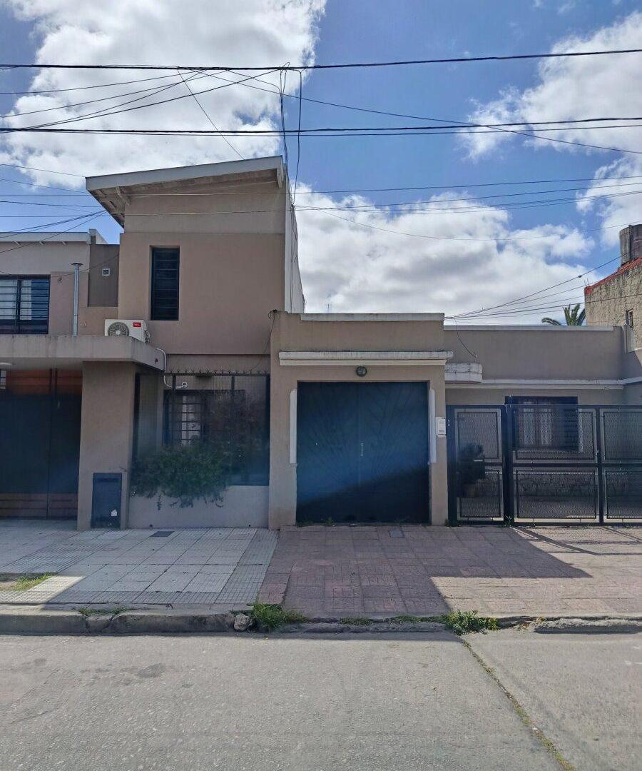 Foto de Casa 3 ambientes Lanus Este Lote de 594 m2, imagen 2