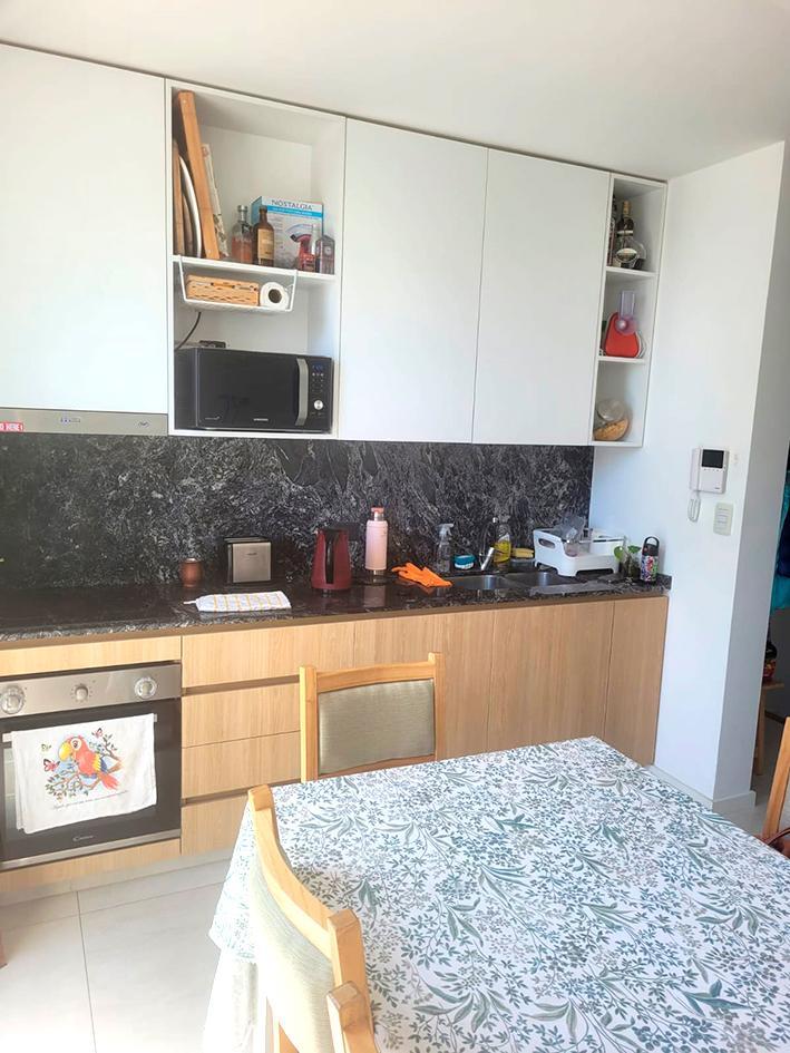 Divino departamento triplex con cochera Alberdi al 1700