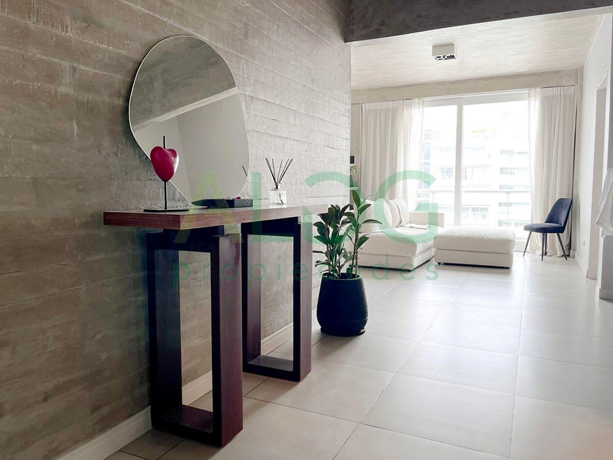 Foto de Castañeda y Sucre | Amplio 2 amb | Baño y toilette, imagen 2