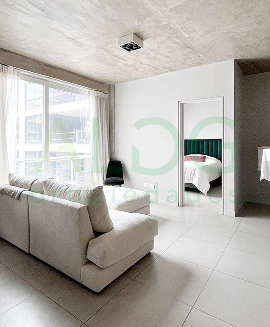 Foto de Castañeda y Sucre | Amplio 2 amb | Baño y toilette, imagen 5