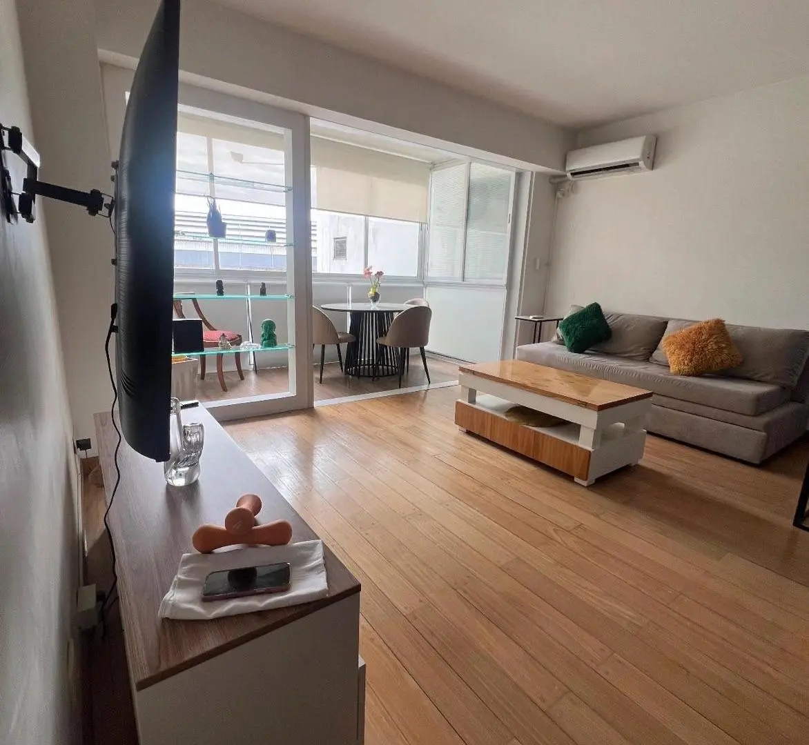 Departamento en alquiler Retiro - dos ambientes - balcón interno 3