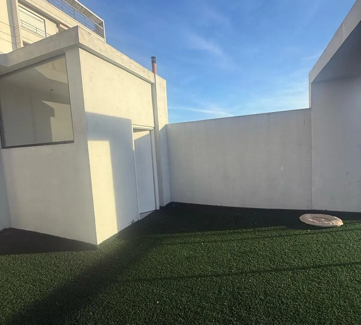 Monoambiente en Palermo Hollywood con terraza propia 2