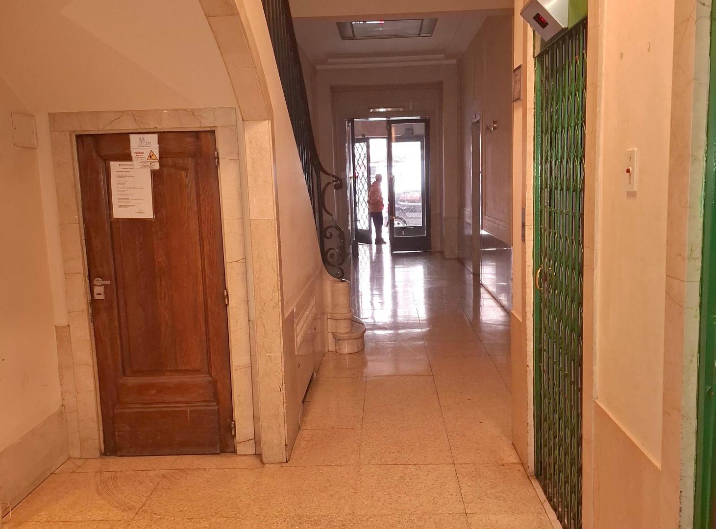 Foto de BELGRANO--5 AMBIENTES--JURAMENTO 2100, imagen 3