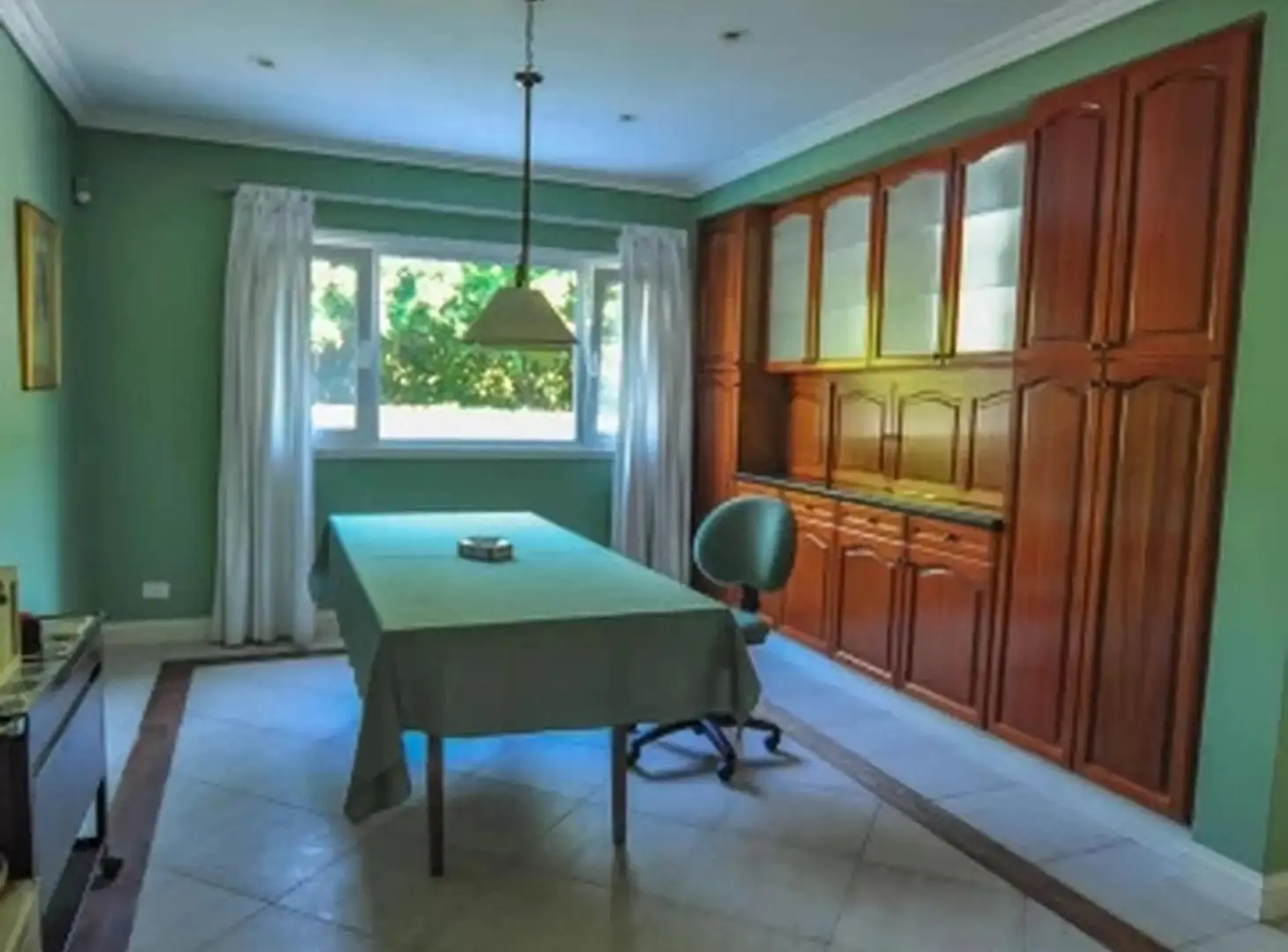 MAGNÍFICA RESIDENCIA EN VENTA , CON FINANCIAC. DIRECTA, 4 DORM EN SUITE + 5TO SUITE (HUESPEDES) 2