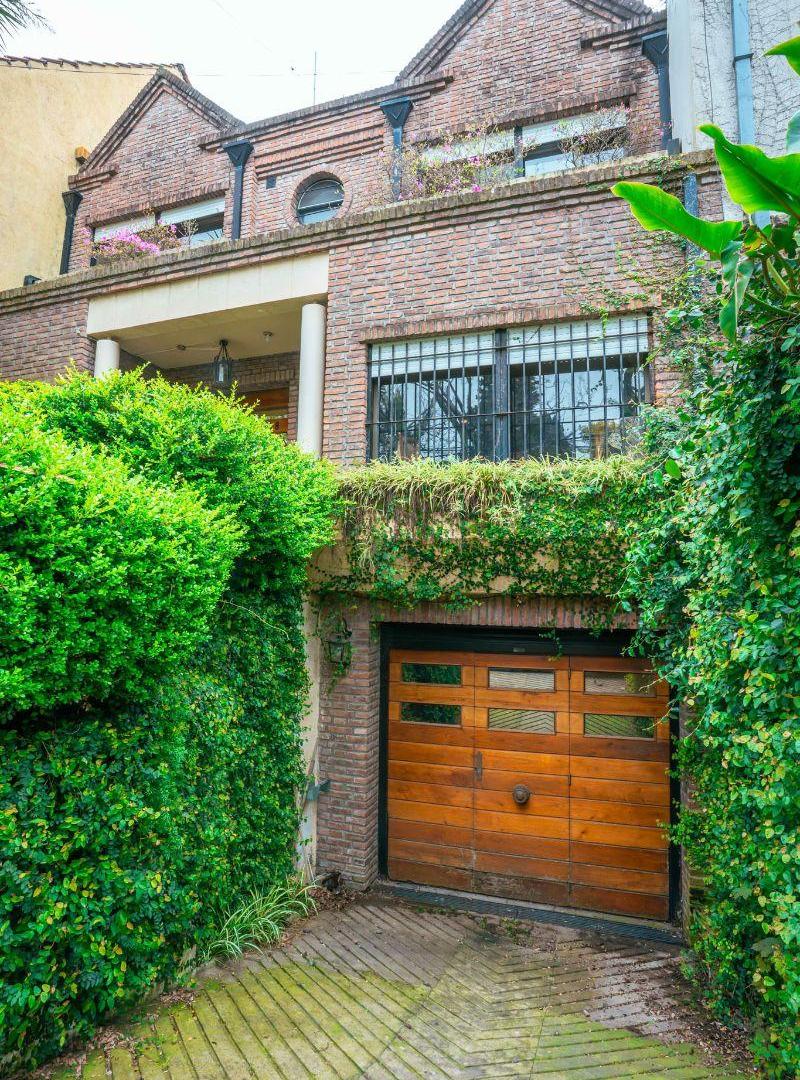 Foto de Señorial chalet a 500m de Av Alvear. 4 dormitorios y escritorio, imagen 5