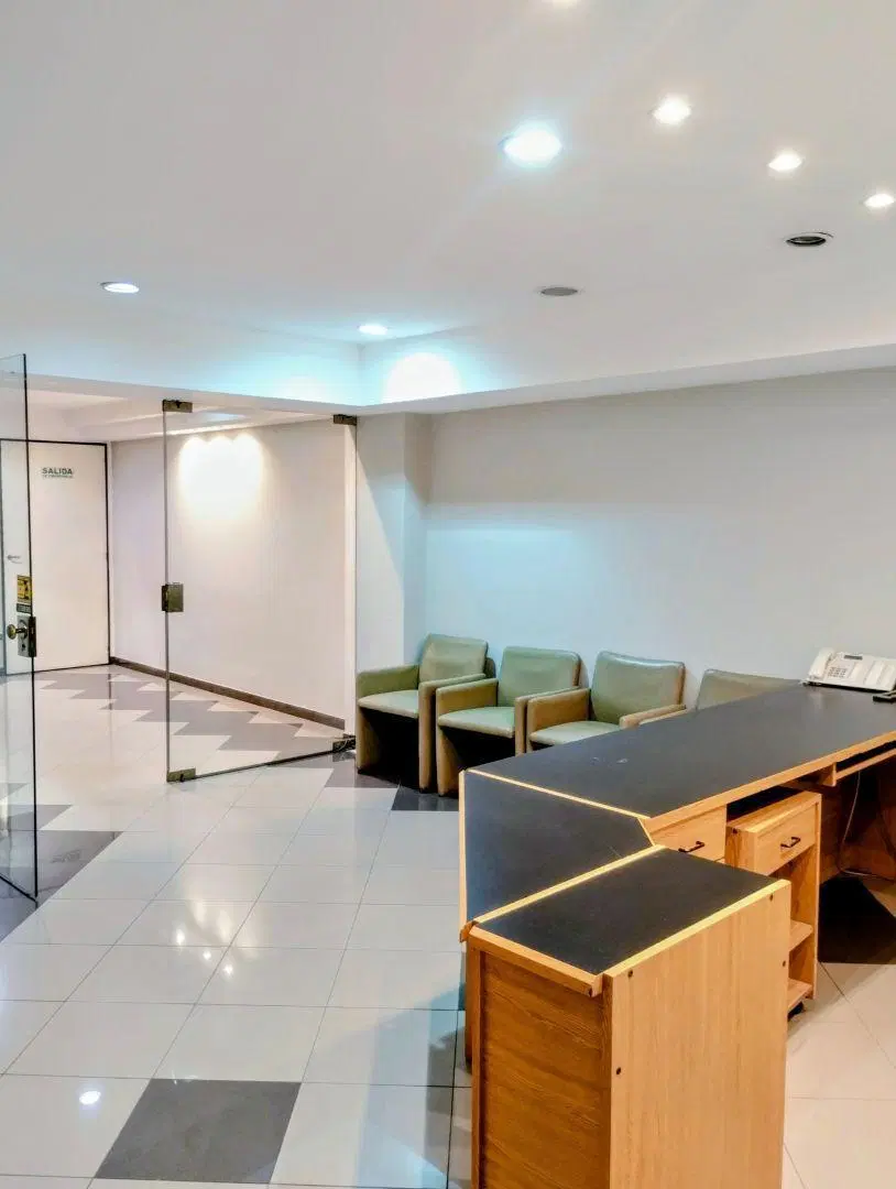 Venta de importante Oficina en Microcentro 2