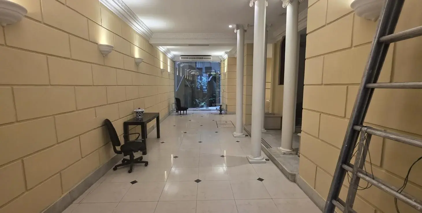 Petit Hotel en Alquiler en Arenales y Rodriguez Peña, Recoleta 2