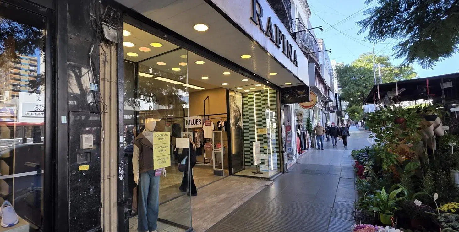 Local Comercial en alquiler en Cabildo y Sucre 2