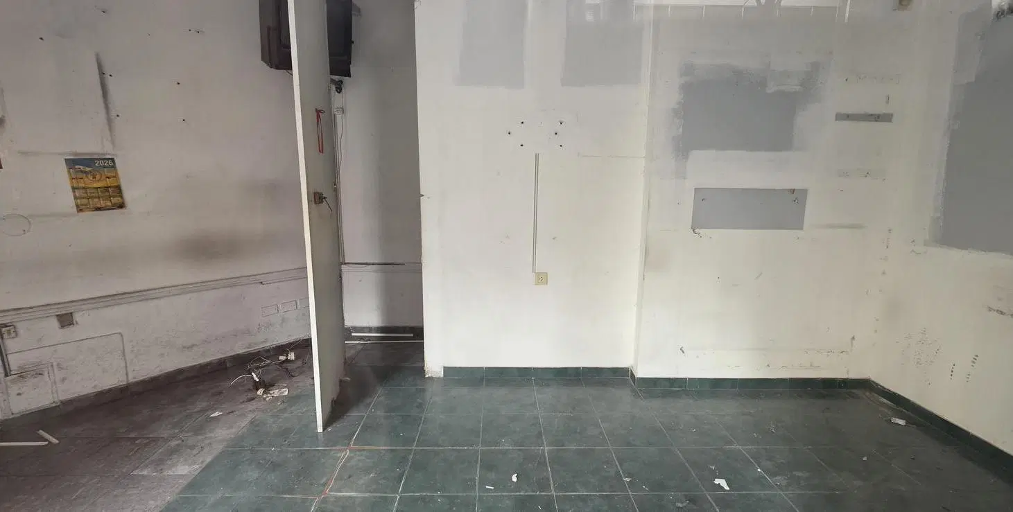Local en Alquiler en Arenales y Coronel Diaz 2