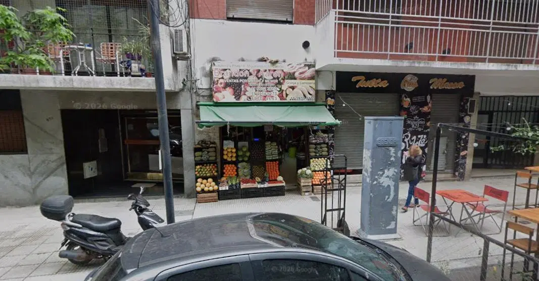 Local en Las Cañitas 2