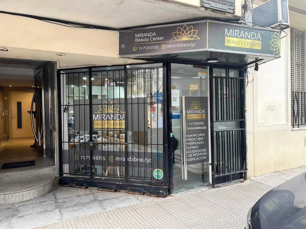 Local en Alquiler y Venta en Anasagasti y Santa Fe, a metros de Alto Palermo 1