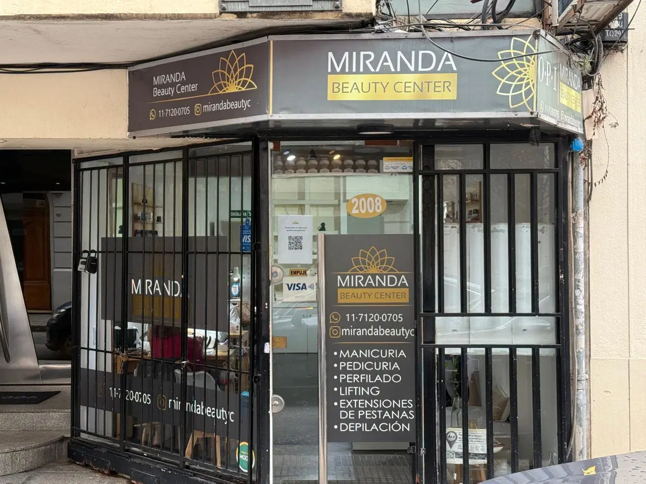 Local en Alquiler y Venta en Anasagasti y Santa Fe, a metros de Alto Palermo 2