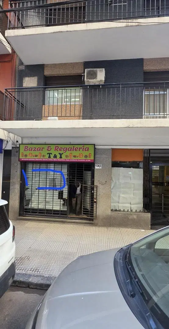 Local en Barrio Norte 3