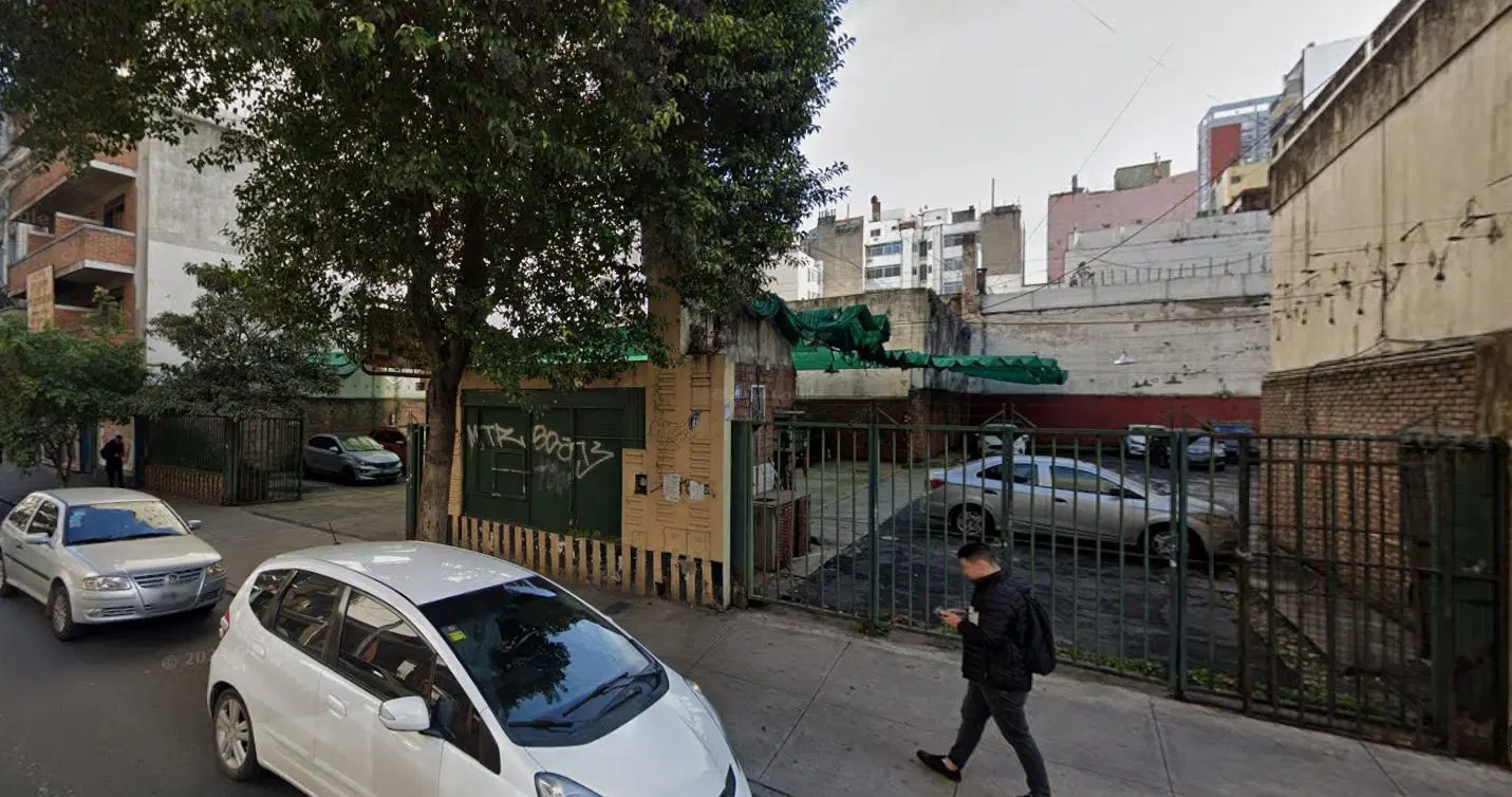 Terreno en Venta en Ayacucho y Corrientes 3