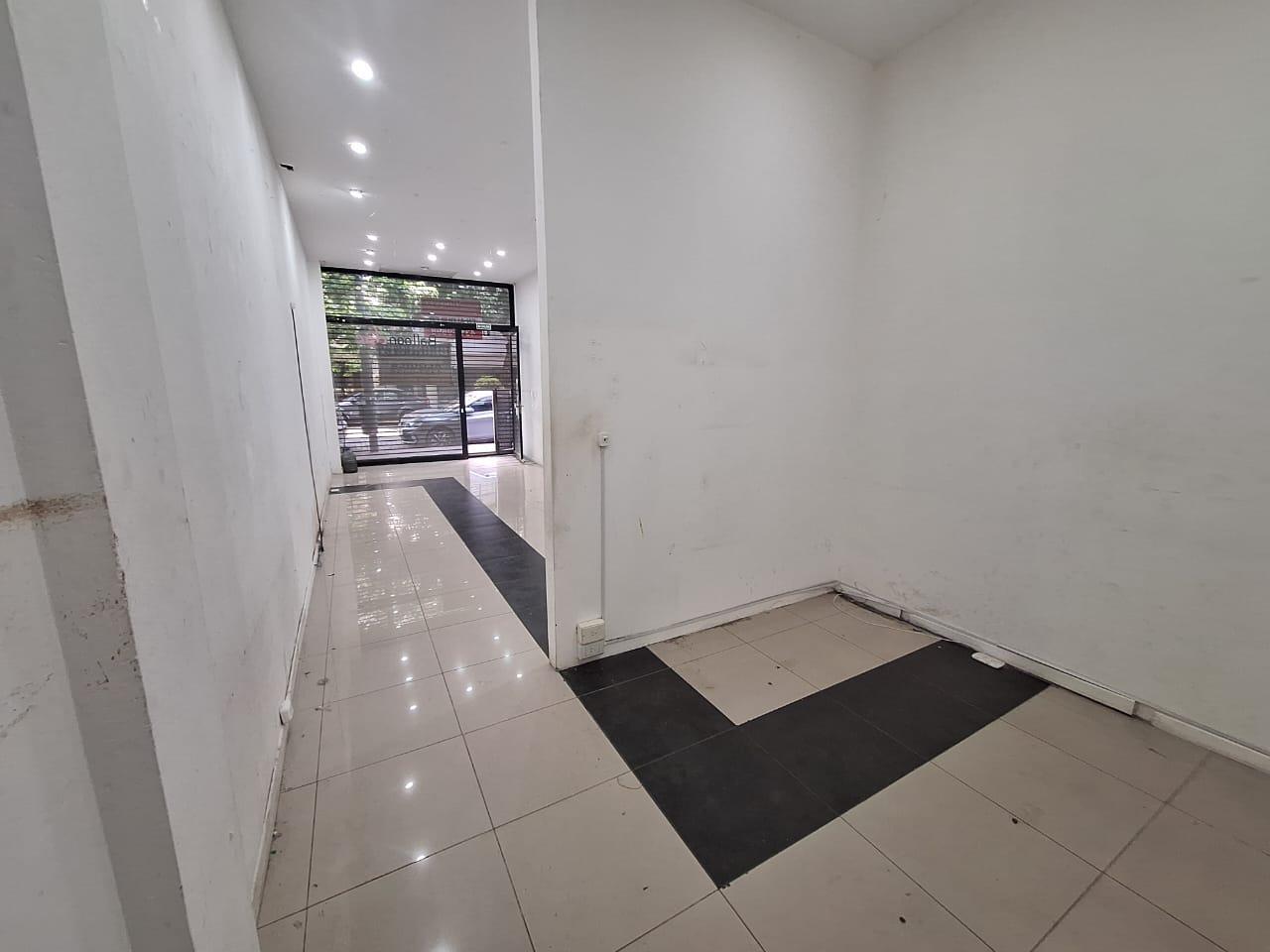 Foto de Local en Alquiler en Gorostiaga y Cabildo, imagen 3