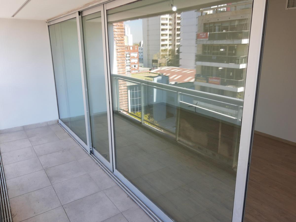 Pisos en Venta con Cochera y Baulera - Edificio Exclusivo 1