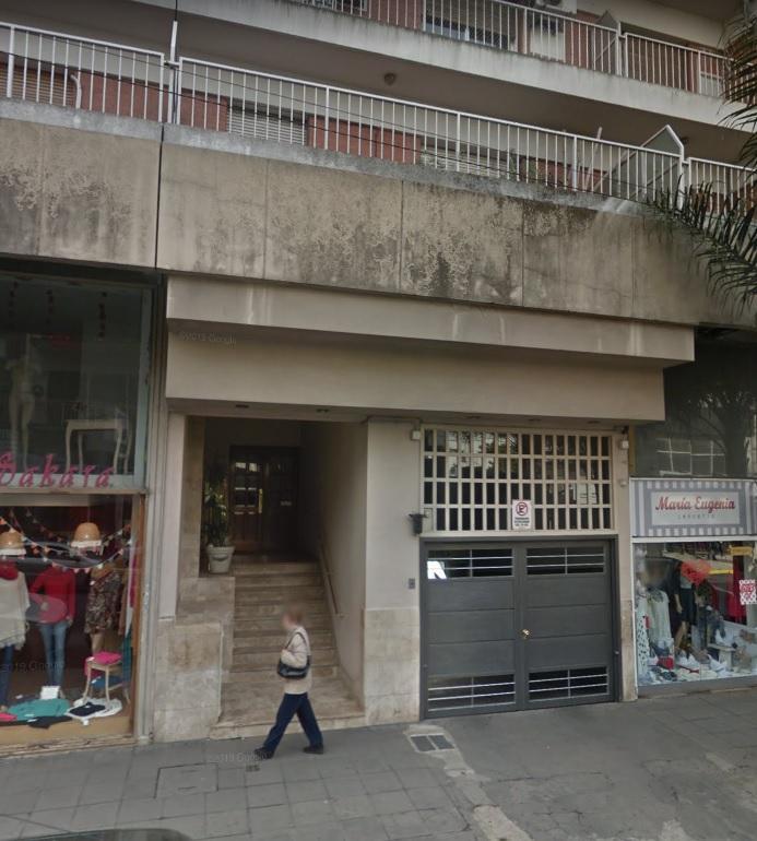 Foto de Hermoso dpto 3 Amb en Venta, imagen 3
