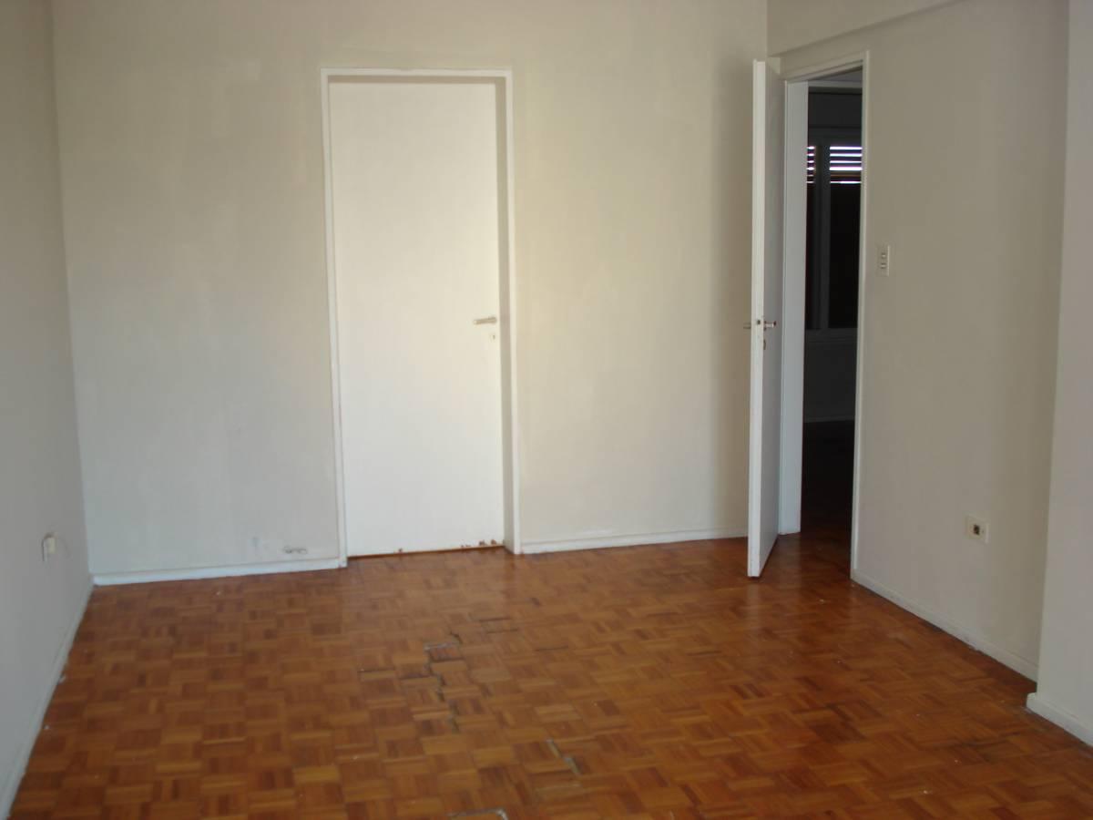 Foto de Hermoso dpto 3 Amb en Venta, imagen 2