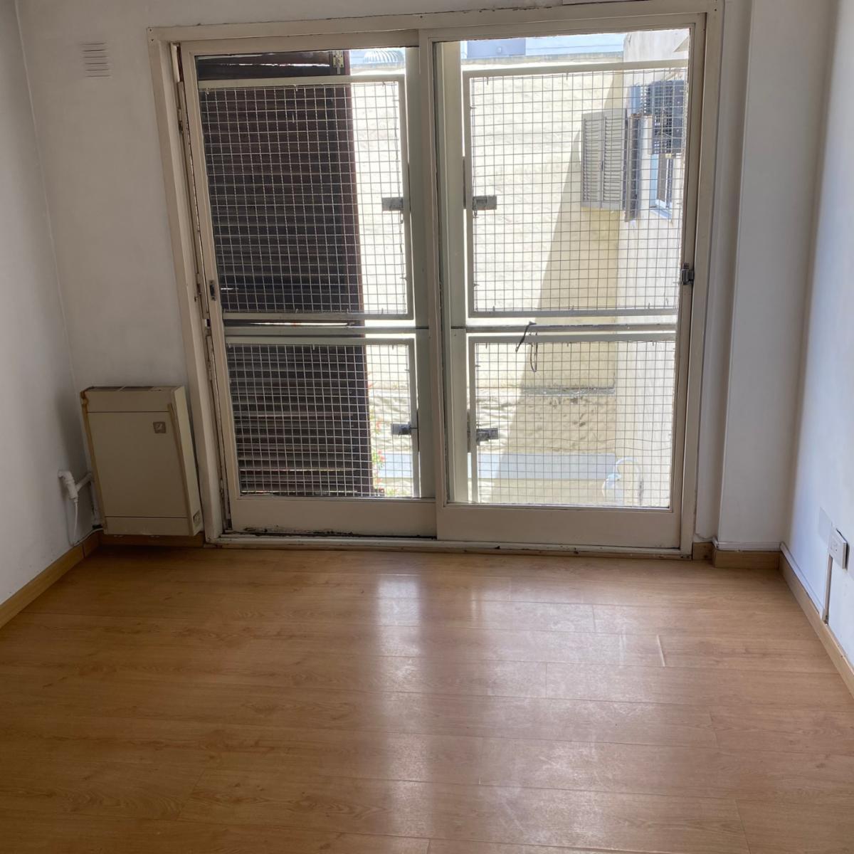 Departamento 3 Amb en Venta 4